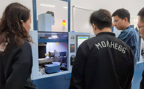 VMC220 micro CNC machining center, the preferred choice for small teaching machine tools