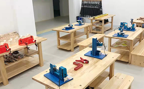 Woodworking Creativity Course cultivates the spirit of craftsmanship among students